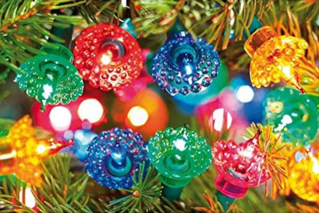 This is what real Christmas tree lights look like